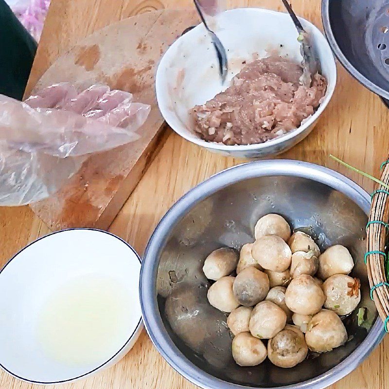 Step 4 Forming fish cakes Fish cake porridge