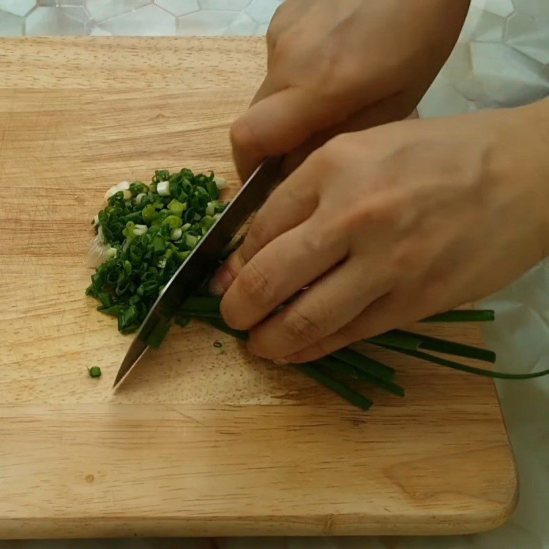 Step 1 Prepare the ingredients for Shrimp and Pork Omelet Roll