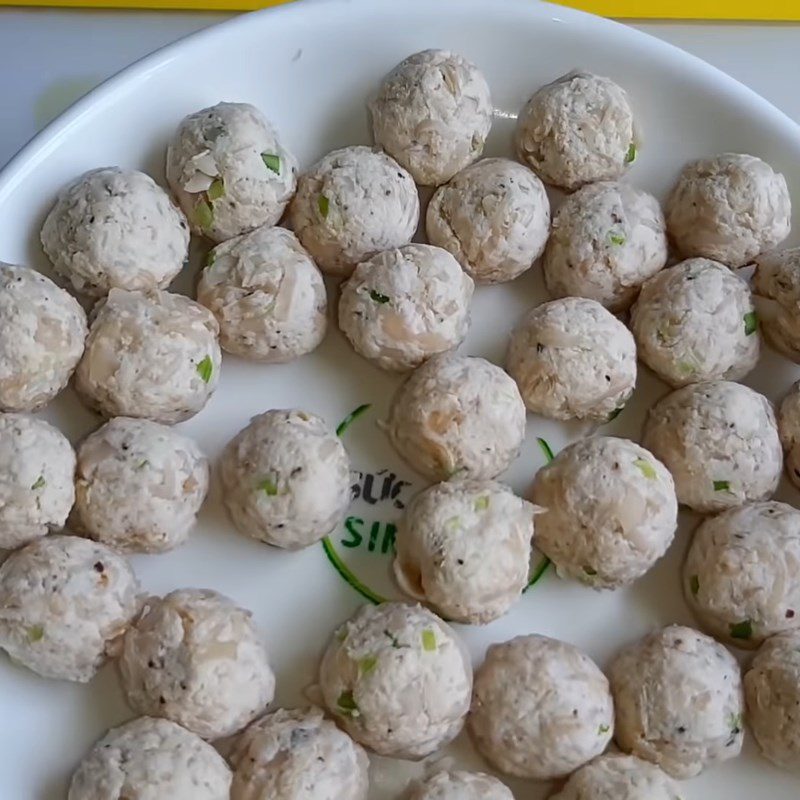 Step 4 Shaping the balls Vegetarian meatballs