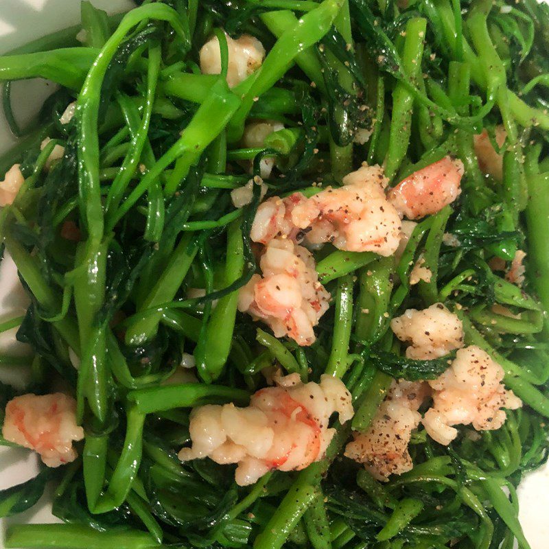 Step 4 Final product Stir-fried water spinach with minced shrimp