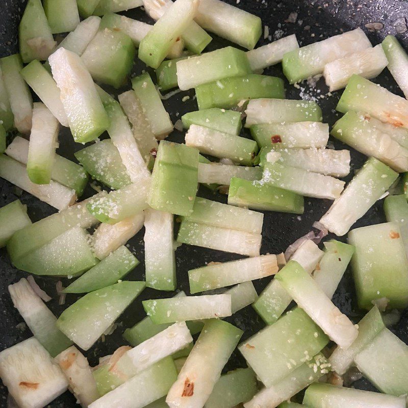 Step 3 Stir-fried Winter Melon Stir-fried Winter Melon with Eggs