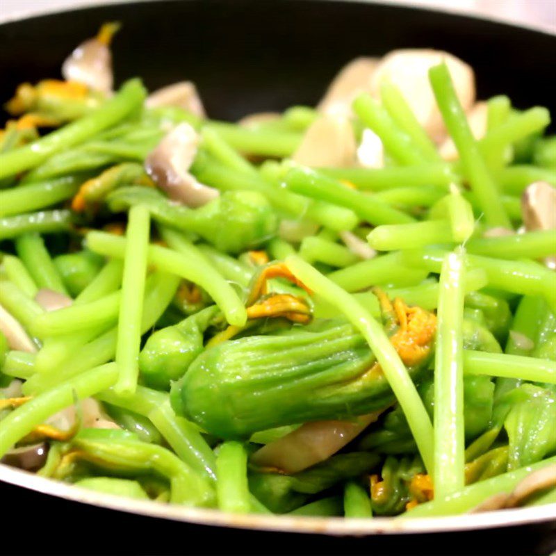 Step 3 Sautéed Squash Blossoms with Straw Mushrooms Sautéed Squash Blossoms with Straw Mushrooms