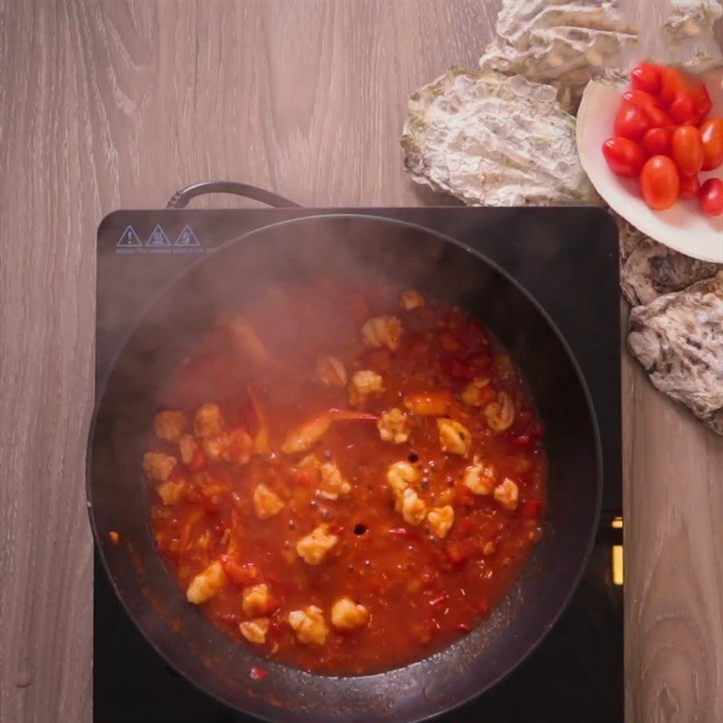 Step 3 Stir-fried tomatoes with shrimp Shrimp in tomato sauce