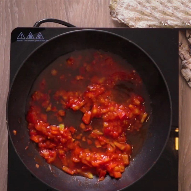 Step 3 Stir-fried tomatoes with shrimp Shrimp in tomato sauce