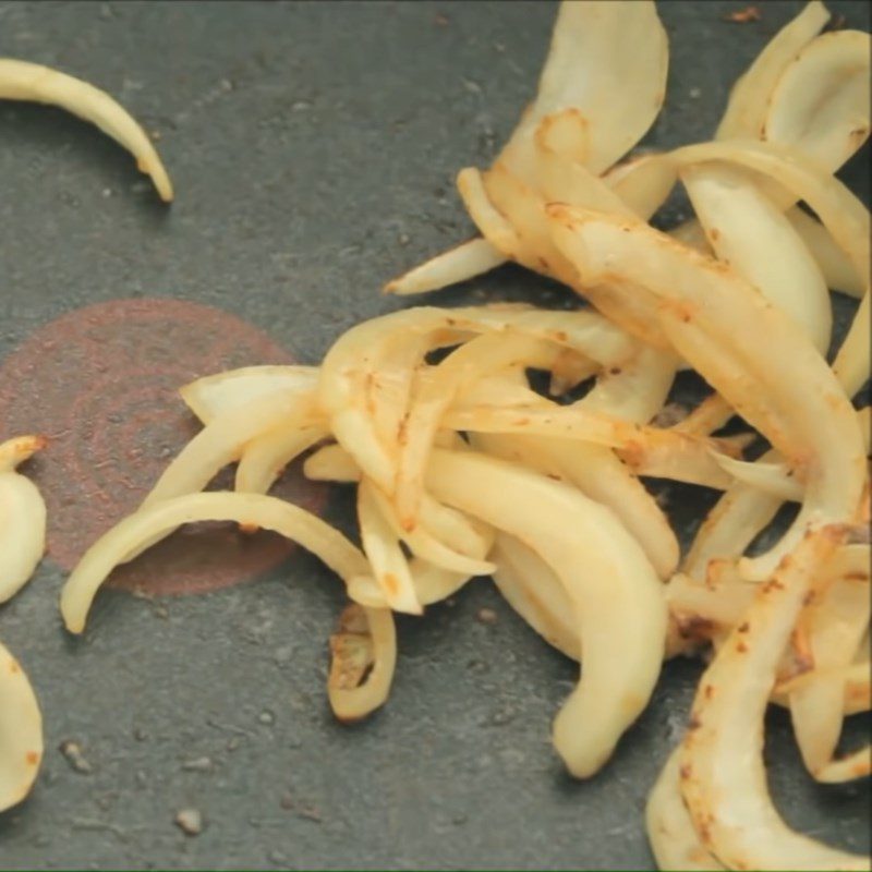 Step 2 Stir-fry the ingredients for cream sauce Tokbokki