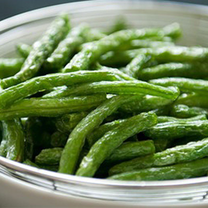 Step 2 Fry the green beans for Stir-fried green beans with dried shrimp