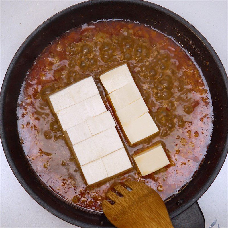 Step 3 Stir-fried Tofu Szechuan