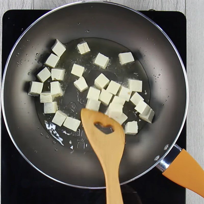 Step 3 Stir-fried Tofu Pad Thai