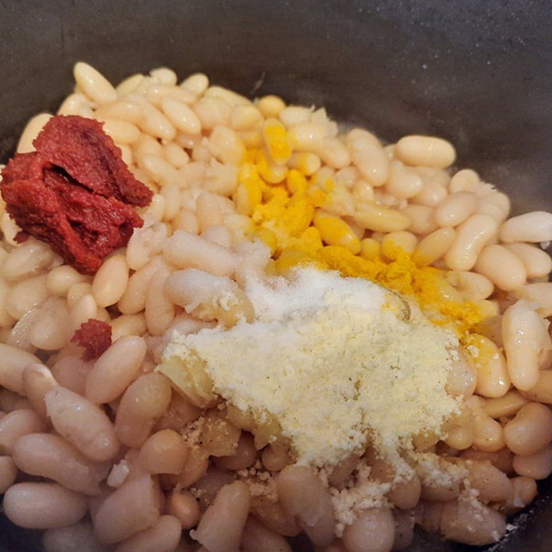 Step 2 Sauté white beans with tomato sauce Lamb stew with white beans and tomato sauce