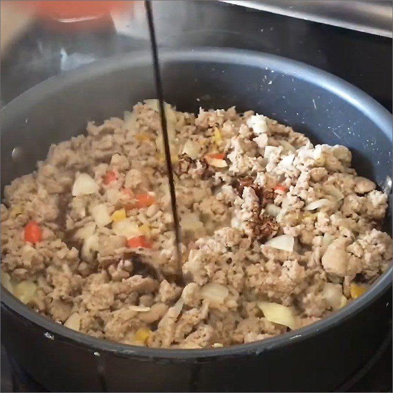 Step 2 Stir-fry turkey Turkey stir-fry with lemongrass and bell pepper