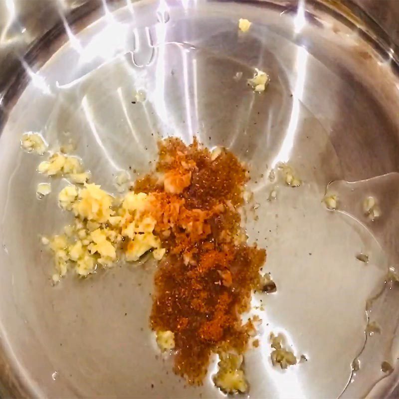 Step 3 Stir-fried chicken and sweet potato Chicken curry coconut milk sweet potato