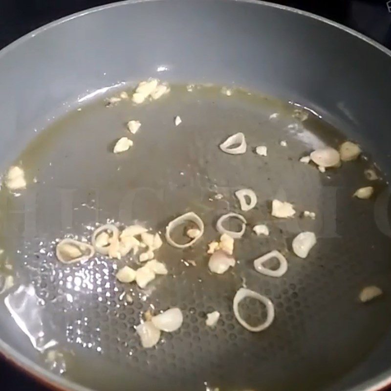 Step 4 Sautéed Bean Sprouts Dried Squid Stir-fried Bean Sprouts