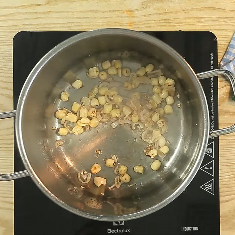 Step 2 Sauté lotus seeds for Lotus Seed Soup