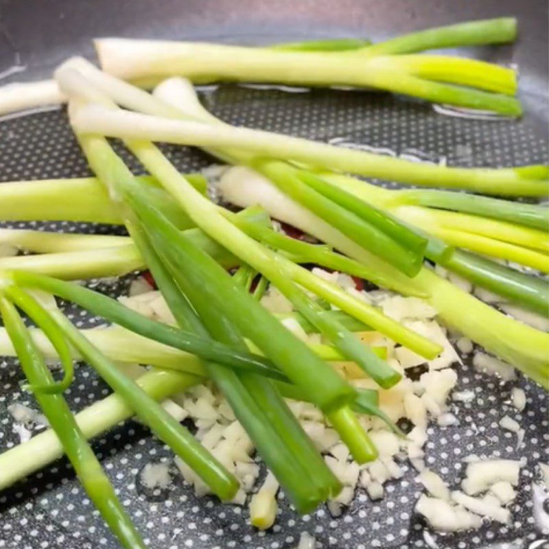 Step 2 Stir-fried Gourd Chicken Guts Stir-fried Gourd (Recipe shared from Tiktok Cooking with TasteVN)