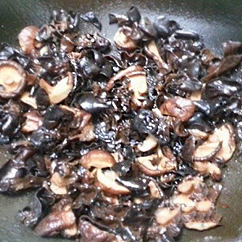 Step 5 Sauté Mushrooms Braised Meat