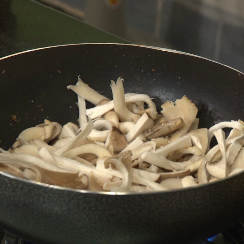 Step 2 Stir-fry mushrooms for Agar Salad