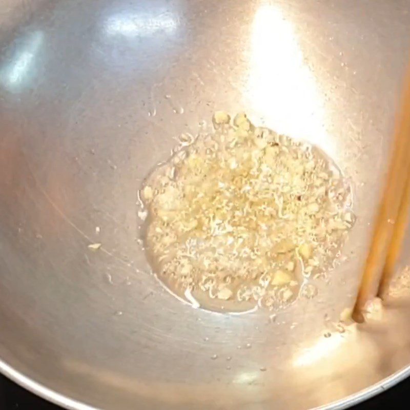 Step 4 Sautéed Mushrooms Chicken and Straw Mushroom Porridge