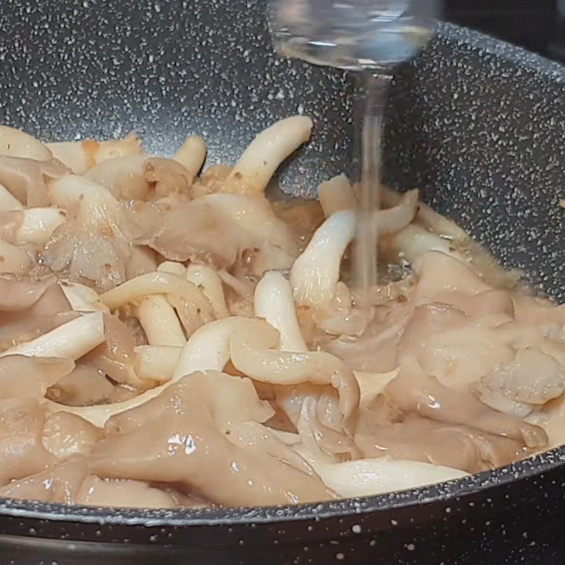 Step 2 Sautéed mushrooms Oyster mushrooms sautéed with garlic