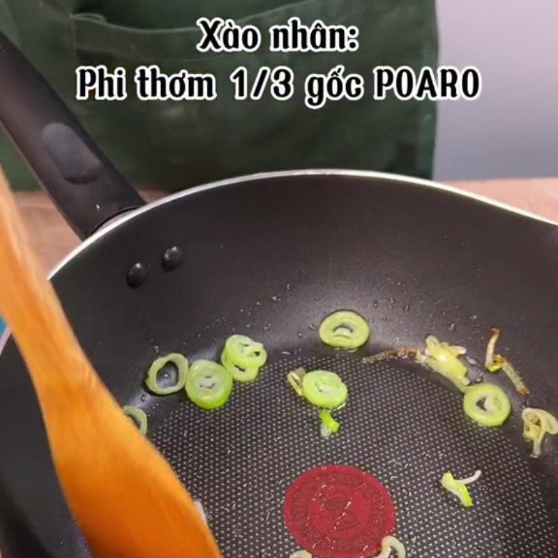 Step 4 Sautéing the filling for vegetarian bánh giò from corn flour