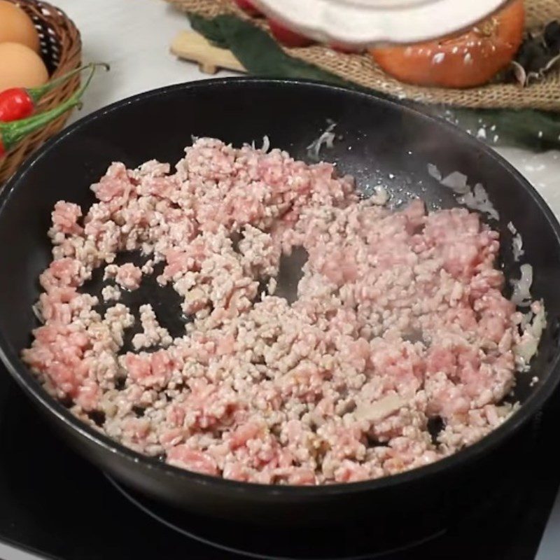 Step 3 Stir-fry the filling for Egg Rolls