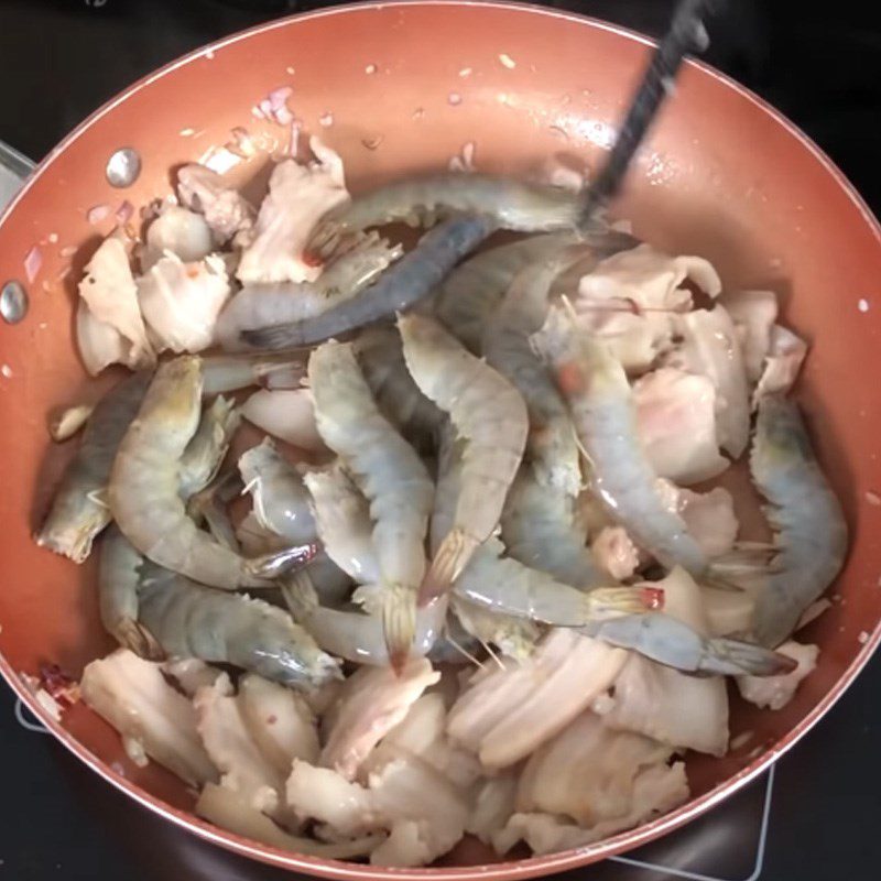 Step 2 Stir-fry shrimp and pork filling for Central Vietnamese pancakes