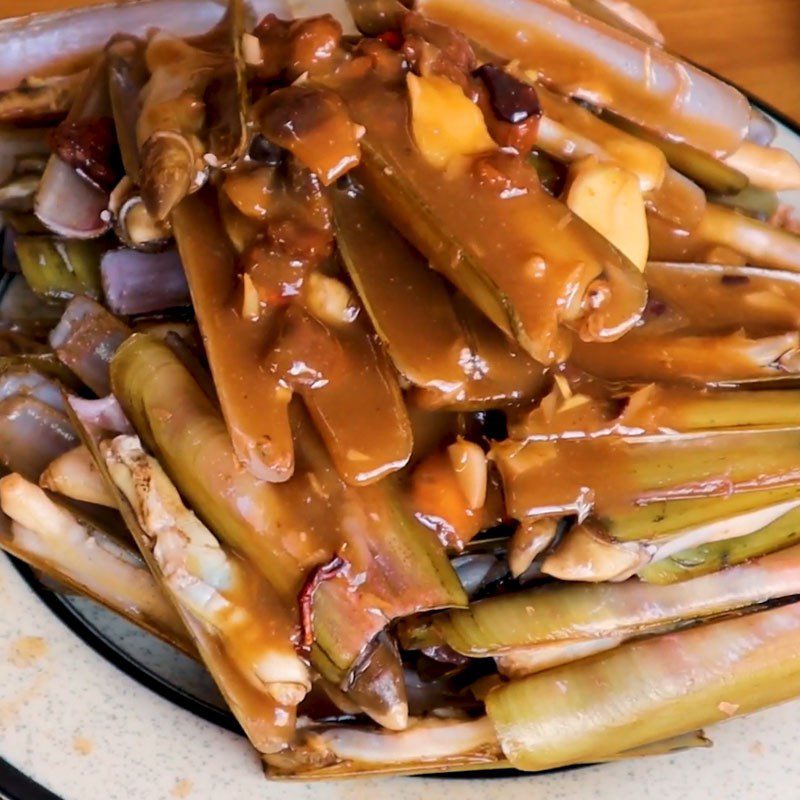 Step 4 Stir-fried razor clams Razor clams stir-fried with tamarind