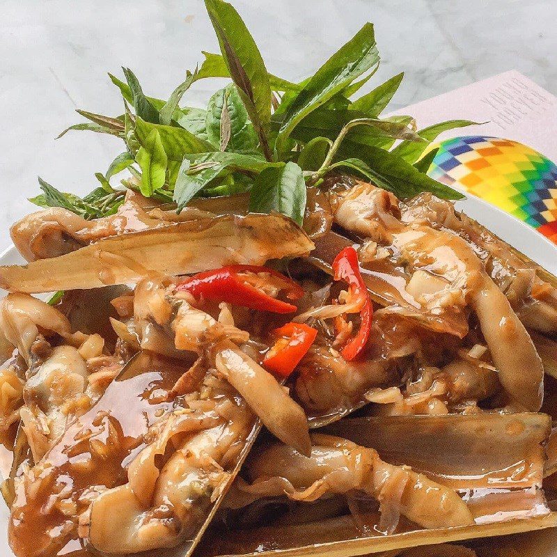 Step 4 Final product Tamarind stir-fried razor clams (recipe shared by a user)