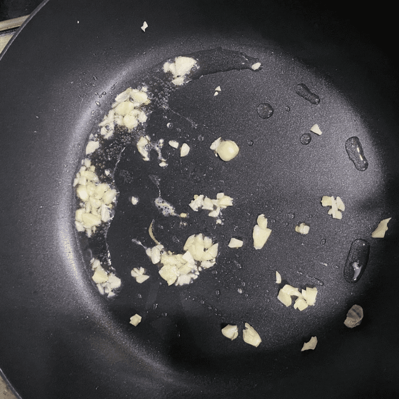 Step 2 Stir-fried Water Spinach with Eggs Stir-fried Water Spinach with Eggs