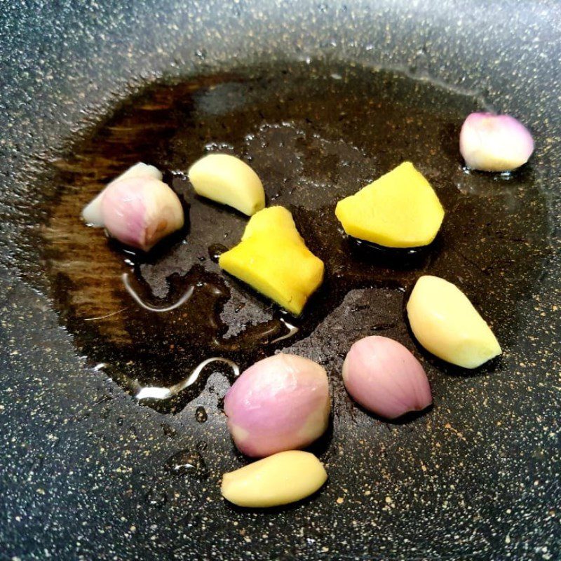 Step 2 Sauté and Braise the Beef for Braised Beef with Radish