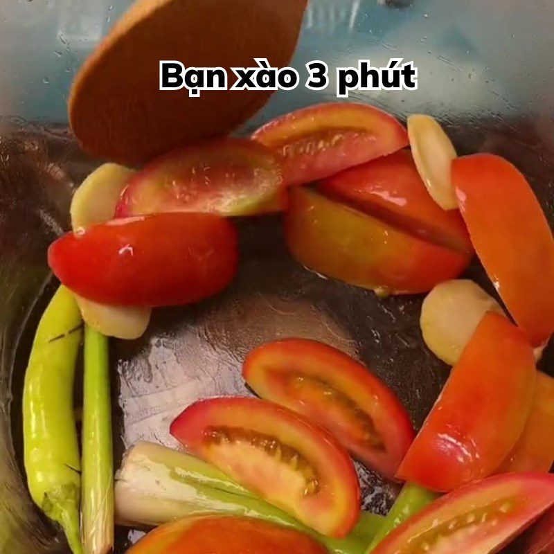 Step 2 Stir-fry briefly for Vegetarian Lotus Root Hotpot