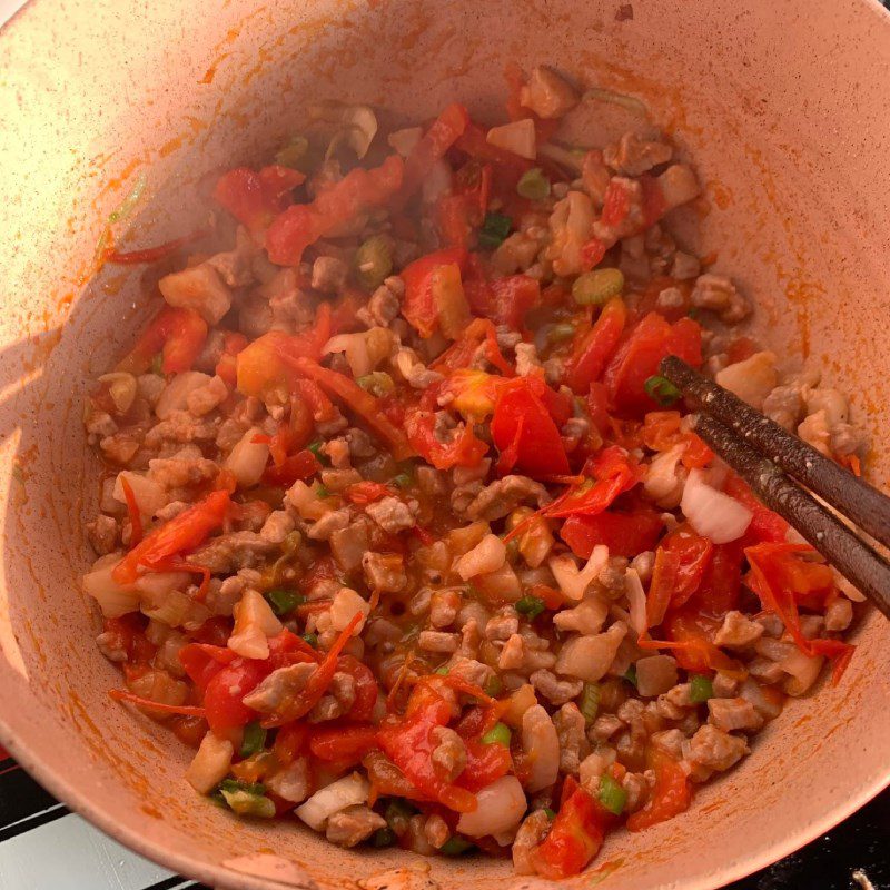 Step 3 Stir-fried minced meat with tomatoes Stir-fried minced meat with tomatoes