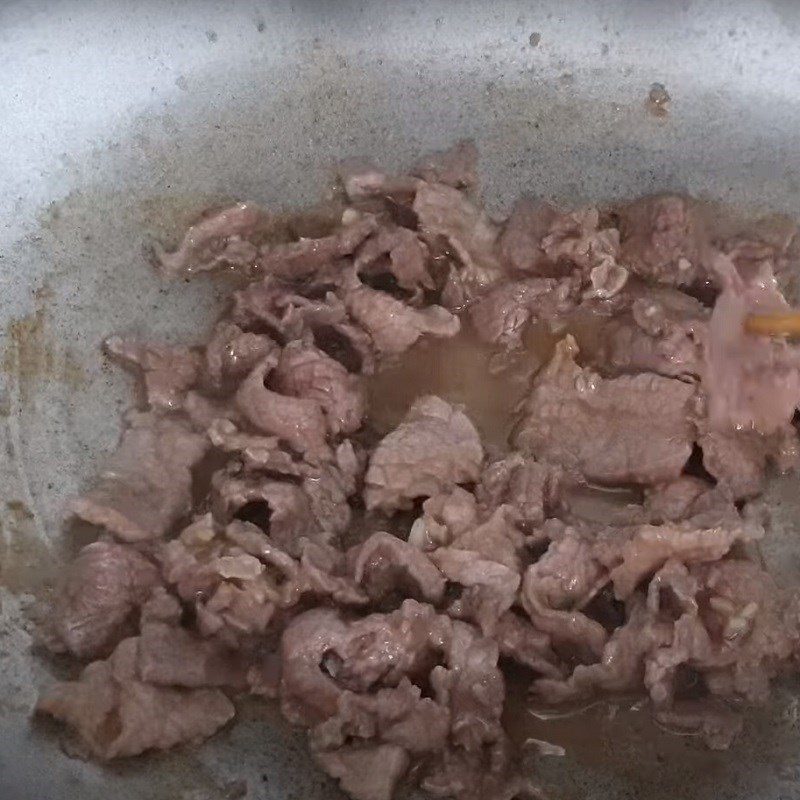 Step 5 Stir-fried beef Beef salad with eggplant