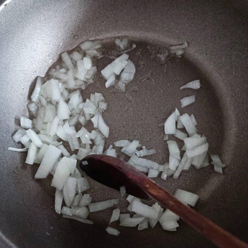 Step 3 Stir-fry beef Cream cheese beef mushroom pasta