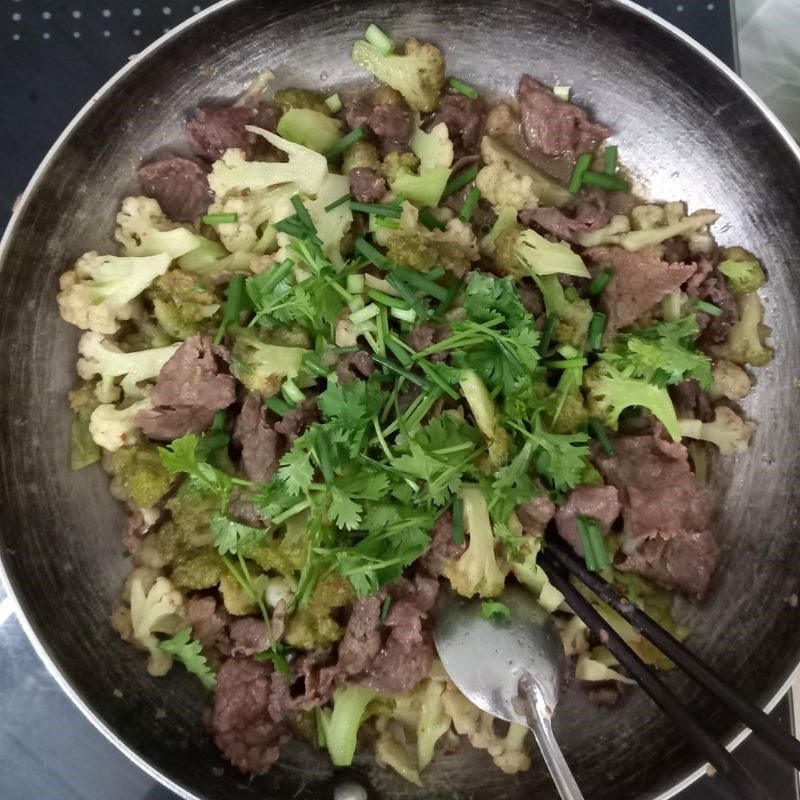 Step 3 Stir-fried beef with broccoli Stir-fried beef with broccoli