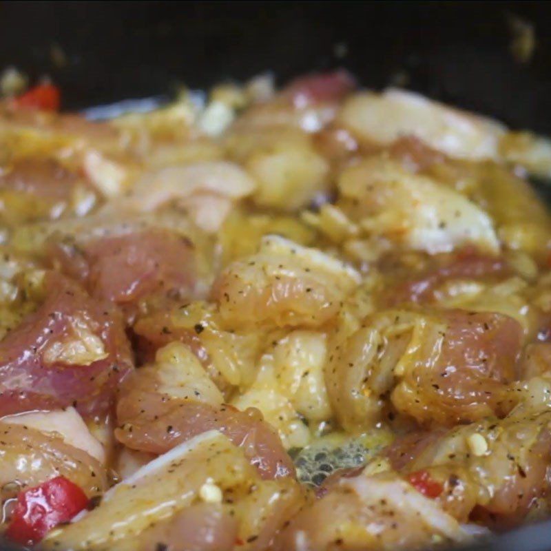 Step 4 Stir-fried pork Stir-fried pork with gourd