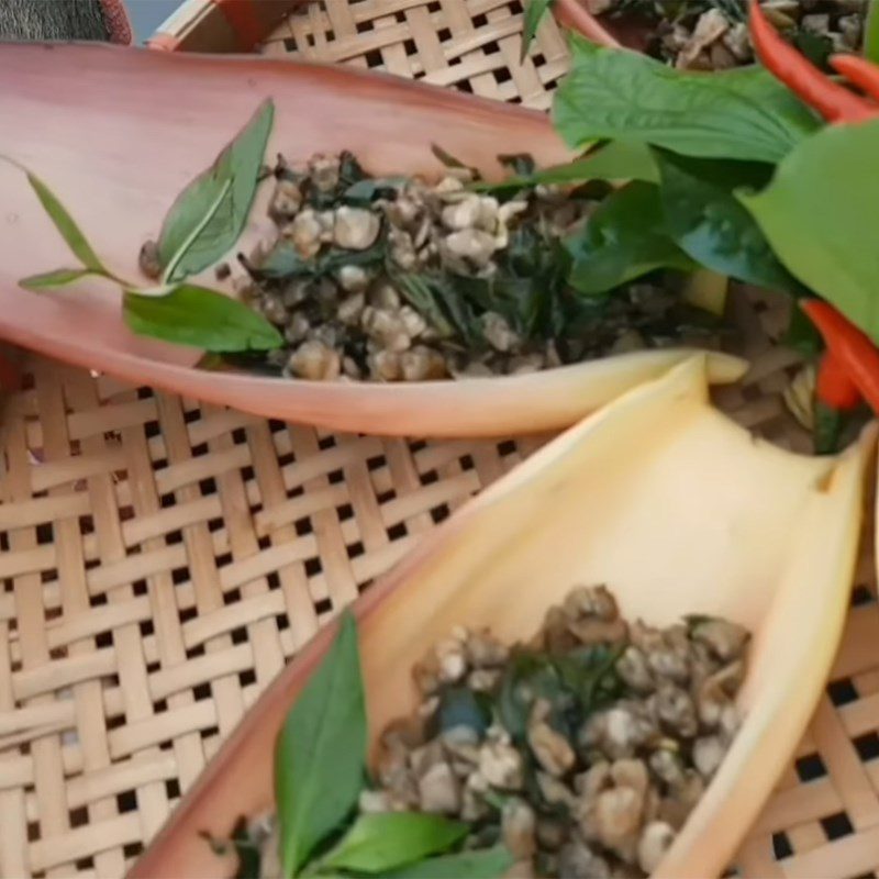 Step 3 Final Product Stir-fried clams with betel leaves