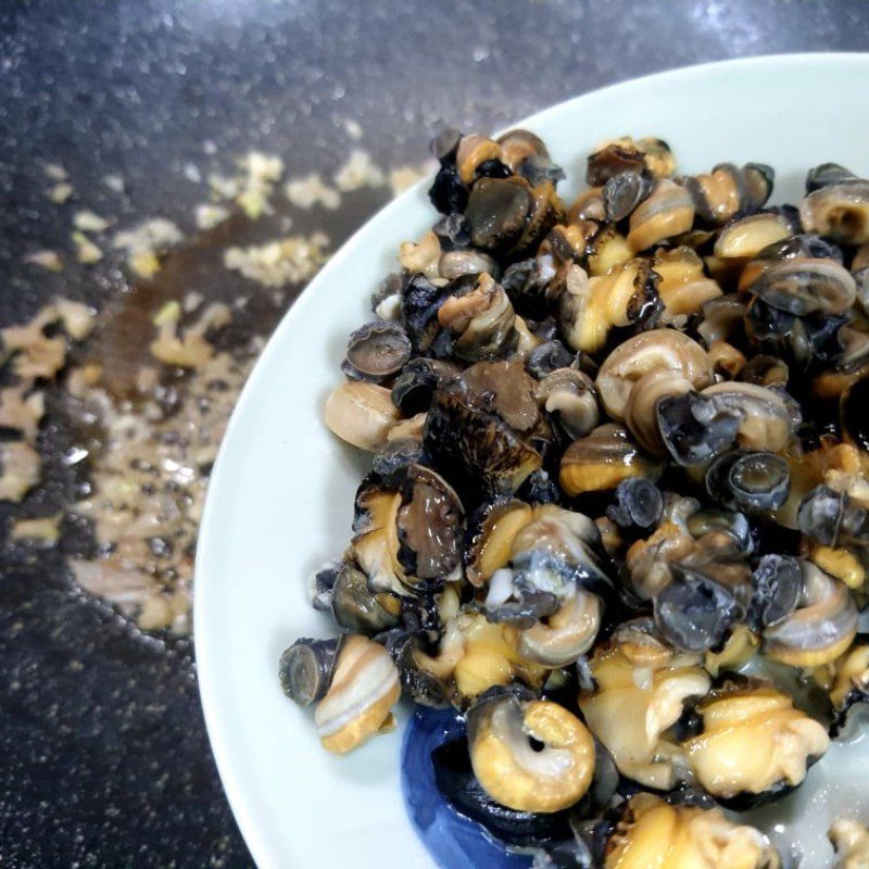 Step 5 Stir-fried Snail Meat Snail Vermicelli with Young Ribs and Snails