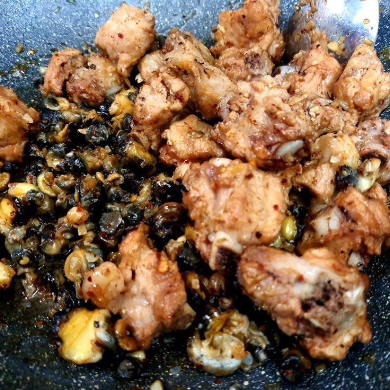 Step 5 Stir-fried Snail Meat Snail Vermicelli with Young Ribs and Snails