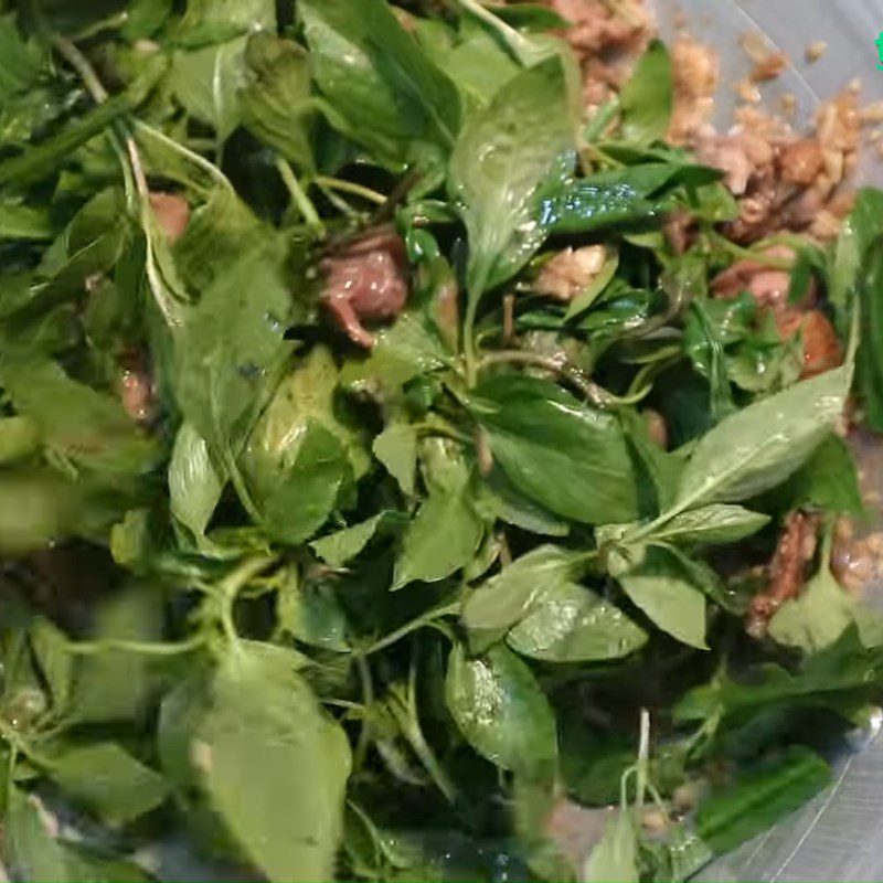 Step 4 Stir-fried duck with basil Duck stir-fried with basil