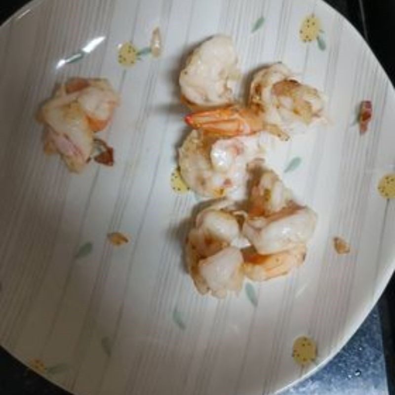 Step 2 Stir-fried noodles with shrimp