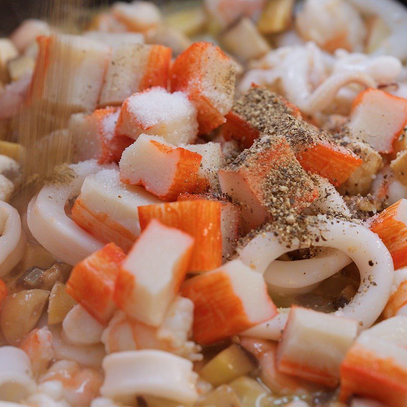 Step 1 Sauté shrimp and squid Baked Cheese Seafood