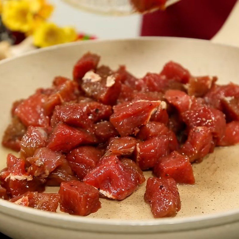 Step 4 Stir-fried and Dried Beef Dried Beef Balls