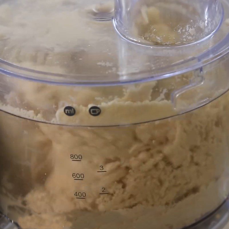 Step 2 Grinding dry flour Beef potato cake - La tourtiere