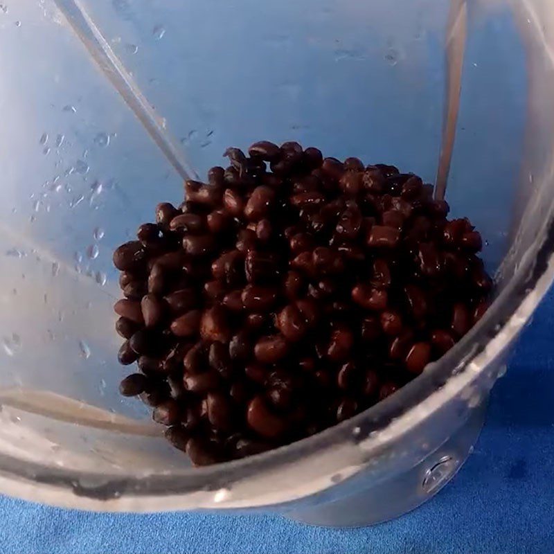 Step 3 Blend the creamy black bean mixture Black bean ice cream