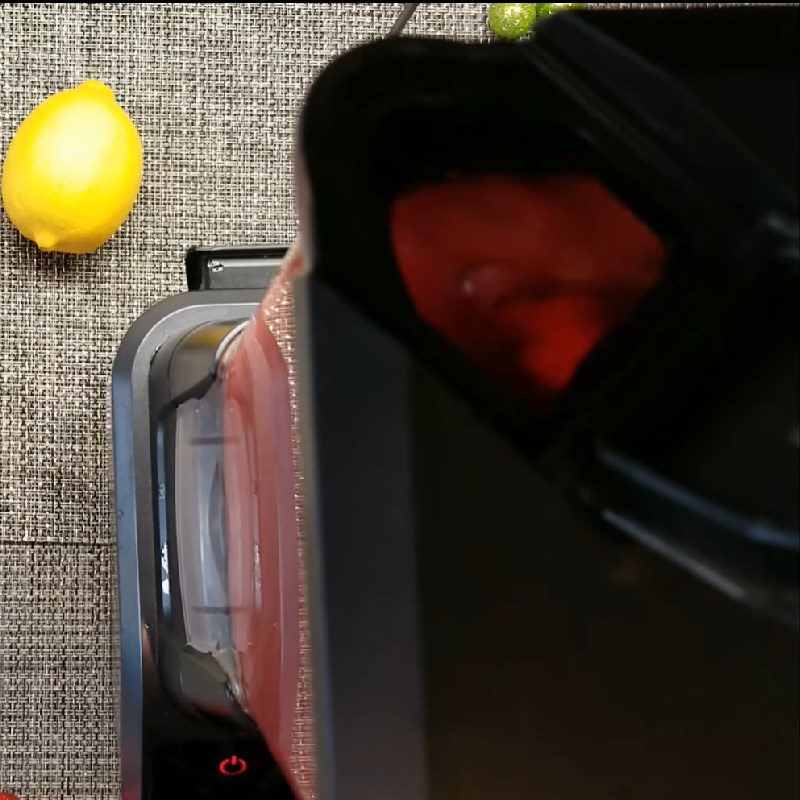 Step 2 Blend blueberries and watermelon Blueberry and watermelon juice