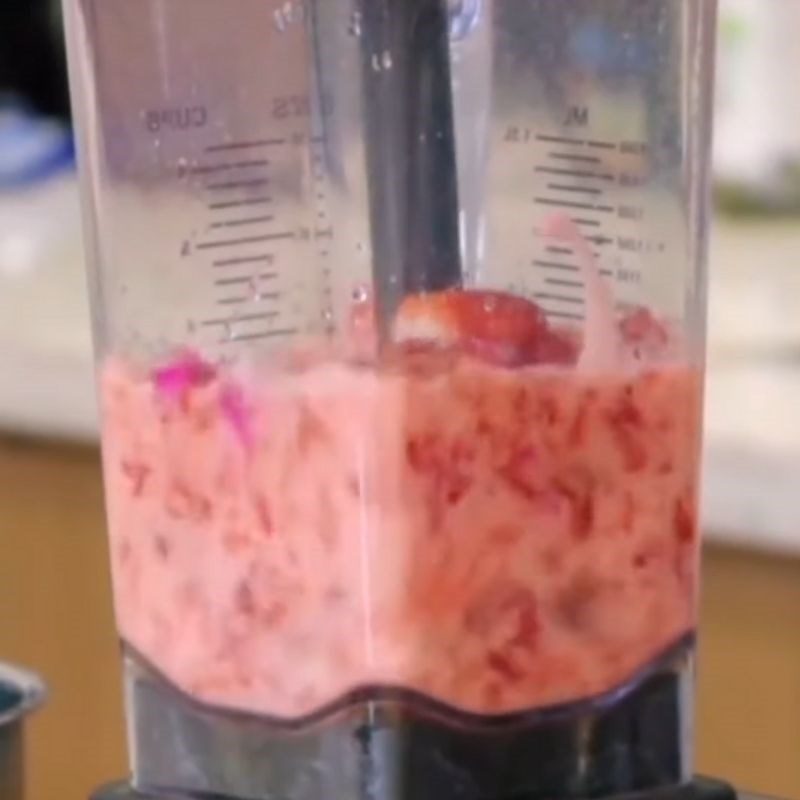 Step 2 Blend the strawberries Concentrated strawberry juice