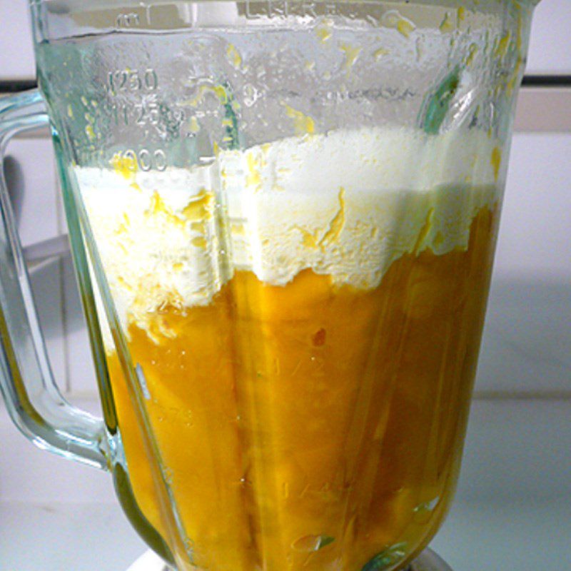 Step 2 Blend the mango Mango Yogurt Ice Cream