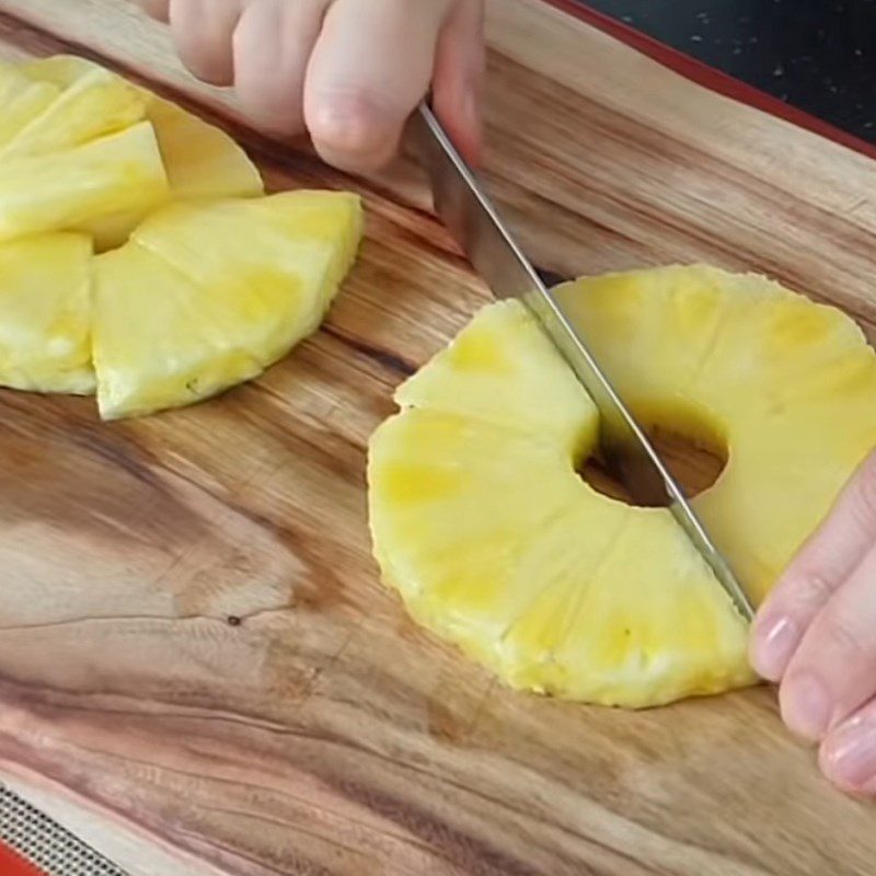 Step 3 Blending the pineapple juice Baked pineapple cheesecake