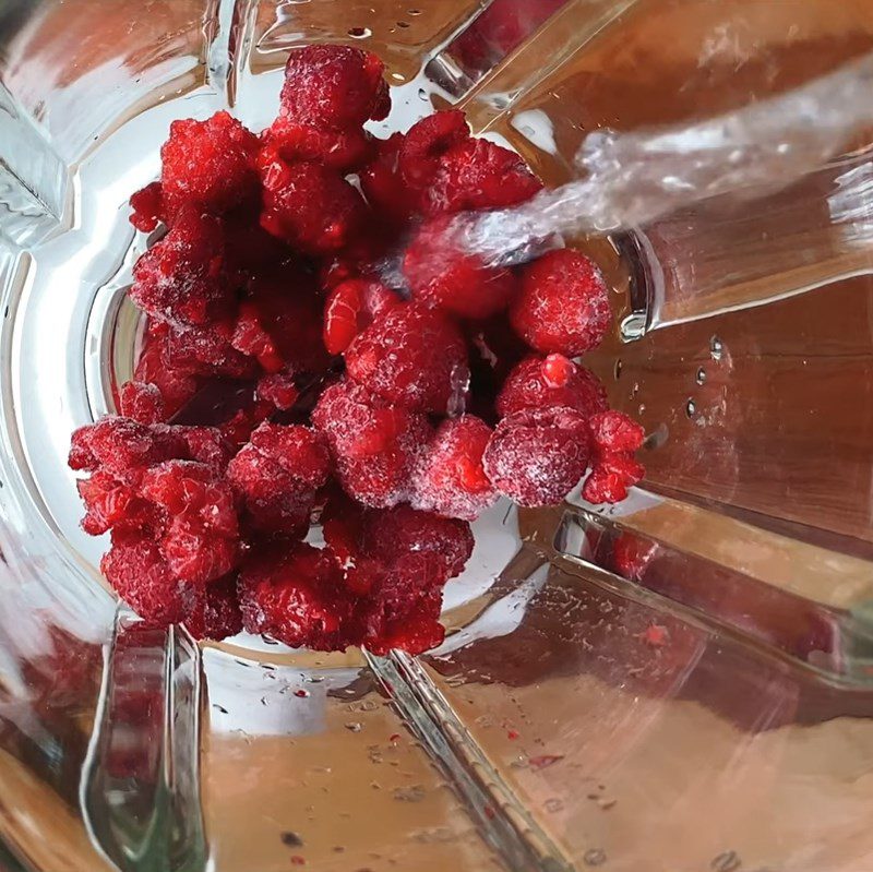 Step 1 Blend the raspberries Raspberry Soda (blended raspberry)