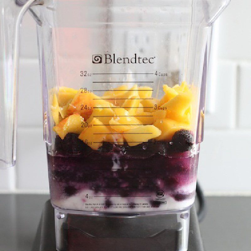 Step 2 Blend smoothie Mango blueberry